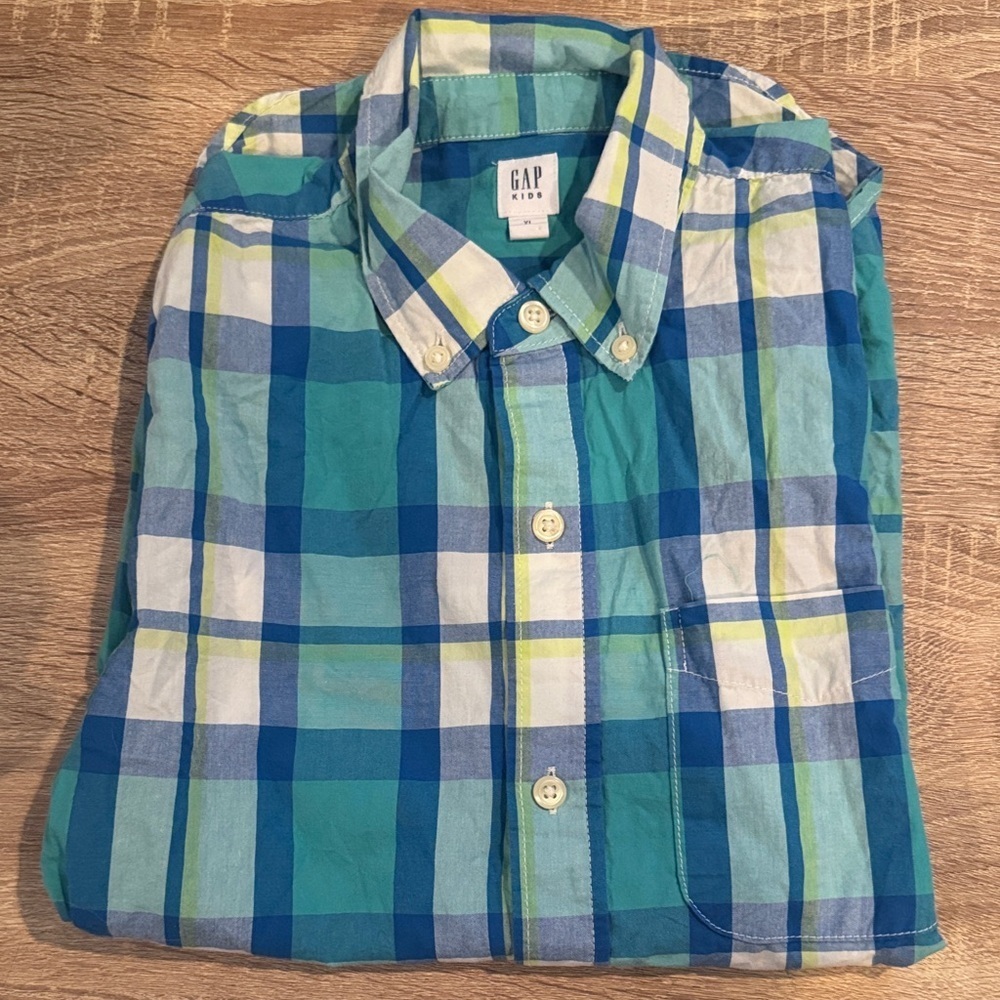 GAP Shirt